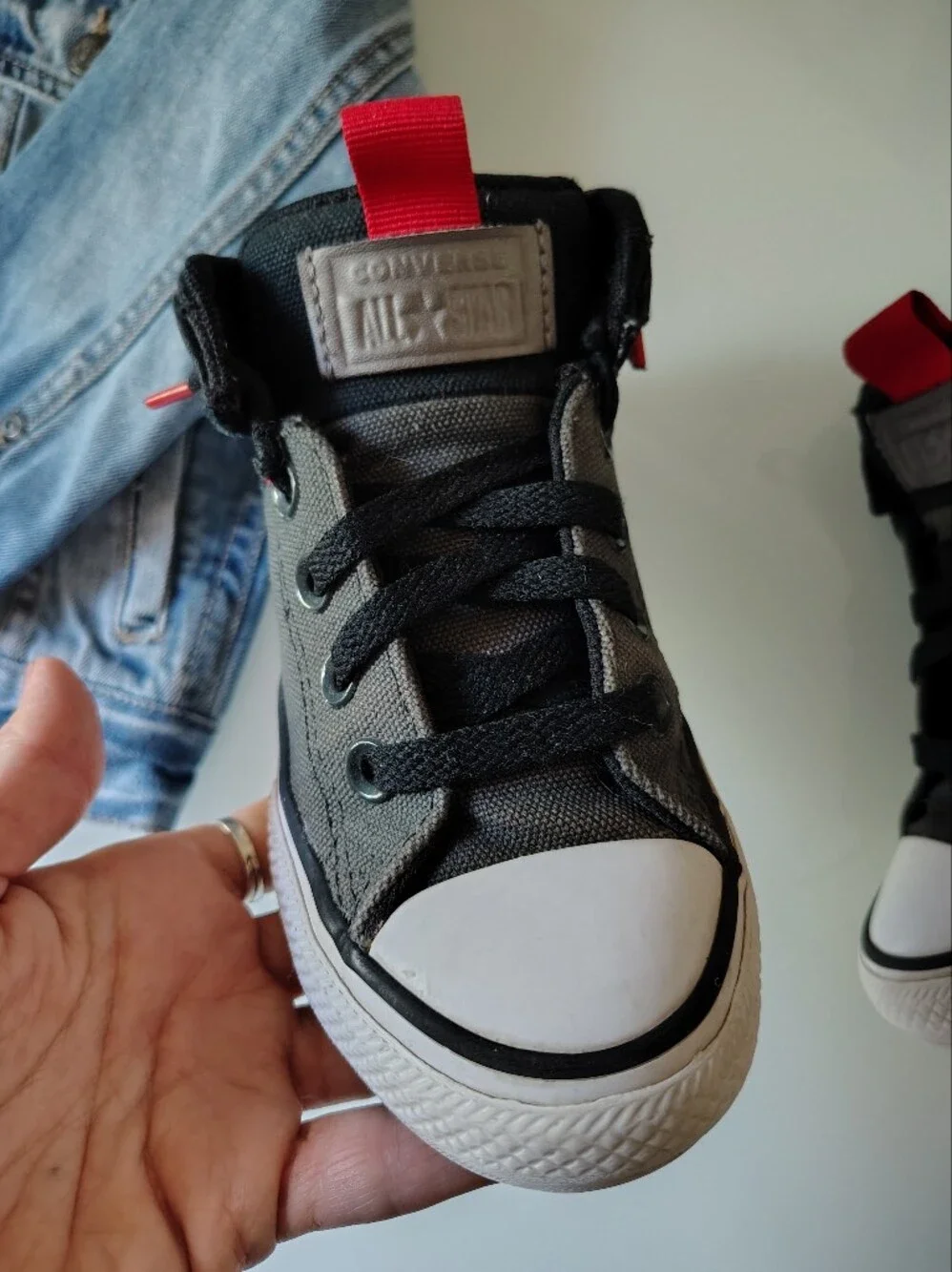 Converse Kids Black Mid-Top Sneakers size 13